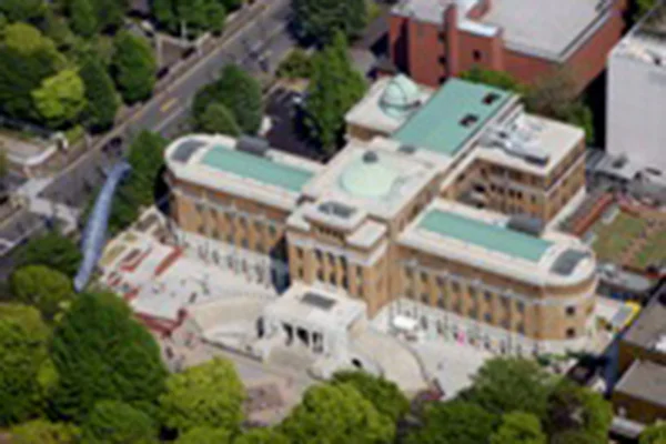 日本館上空写真