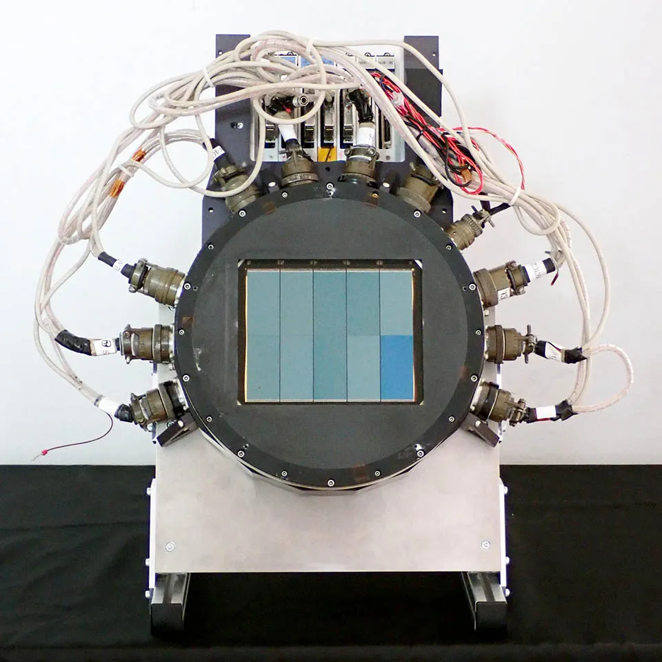 すばる望遠鏡主焦点カメラ